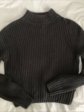 H&M Charcoal Gray Chunky Knit Mock Neck Sweater